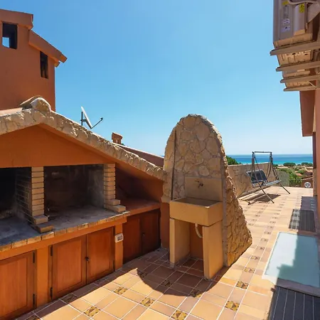 Valeria - 6min Walk To The Sea