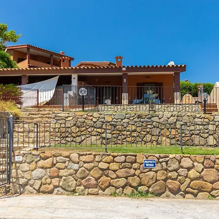 Valeria - 6min Walk To The Sea