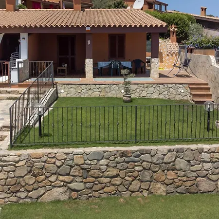 Valeria - 6min Walk To The Sea * Costa Rei