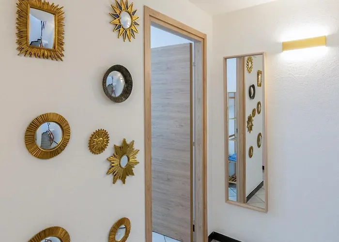 Valeria - 6min Walk To The Sea Villa *