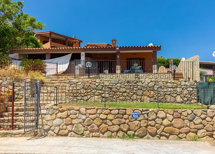 Valeria - 6min Walk To The Sea